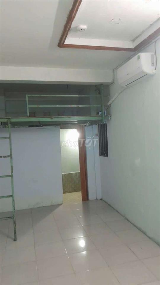 Phòng có máy lạnh cho thuê 477 XVNT ,P.26,Q.Bình Thạnh