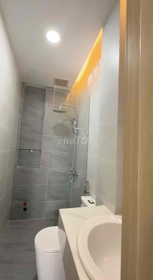 🔥 NHƯỢNG LẠI GẤP STUDIO BAN CÔNG –