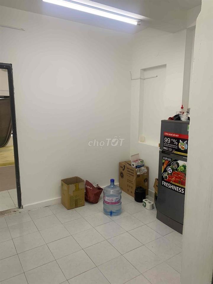 Bạn ở cùng về quê cần pass trọ gấp quan tâm ib nha