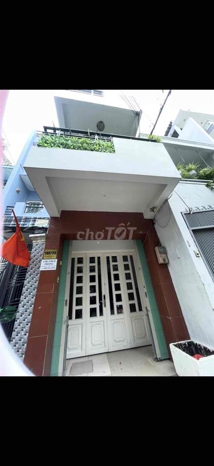 Pass phòng , chuyển cơ sở học