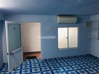 Phòng trọ cao cấp ngay Hutech, Máy Lạnh, giờ tự do