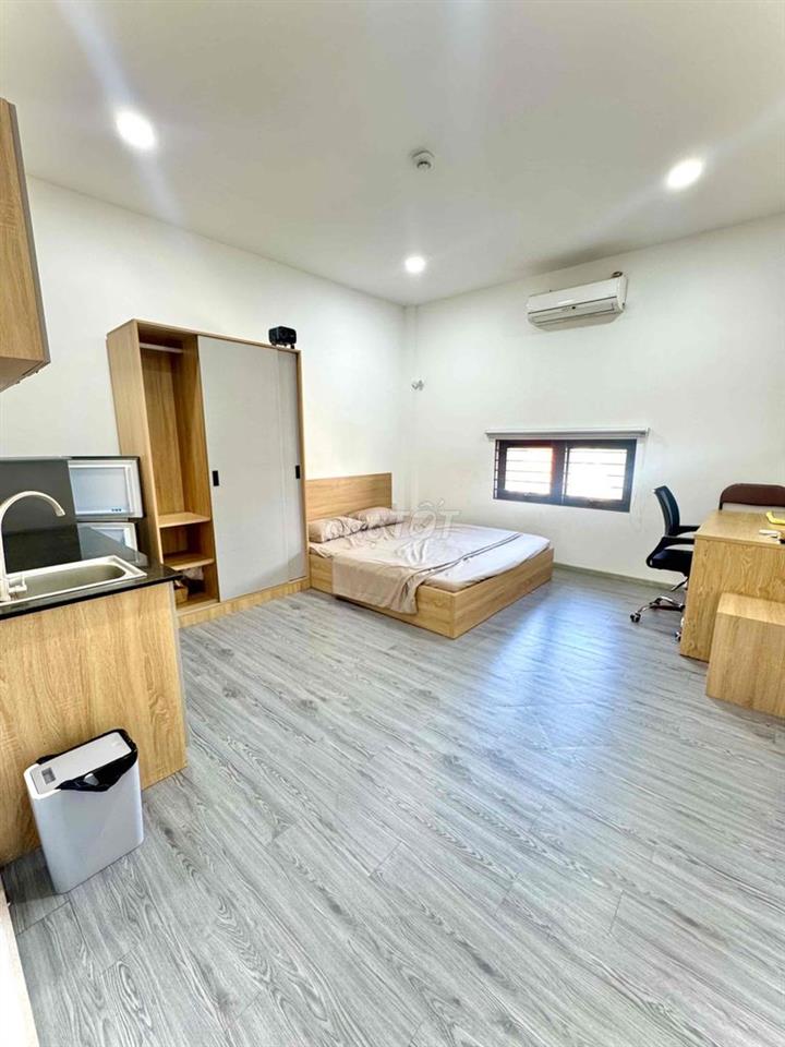 🏡 Mặt tiền khu D2 Nguyễn Gia Trí, p có cửa sổ ban công full nội thất😍
