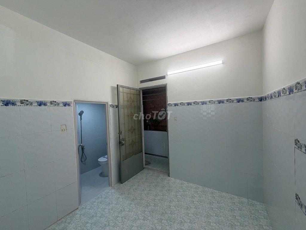 PHÒNG TRỐNG ĐẸP PHÚ NHUẬN 