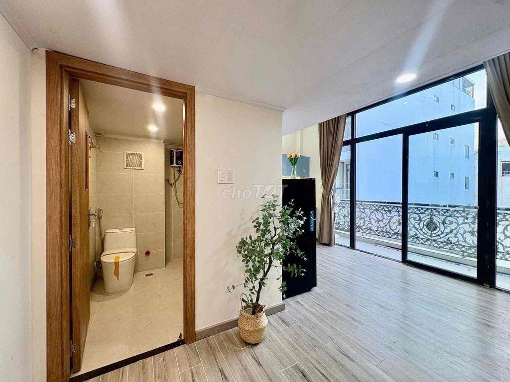 Cho thuê Duplex ngay ngã tư hàng xanh