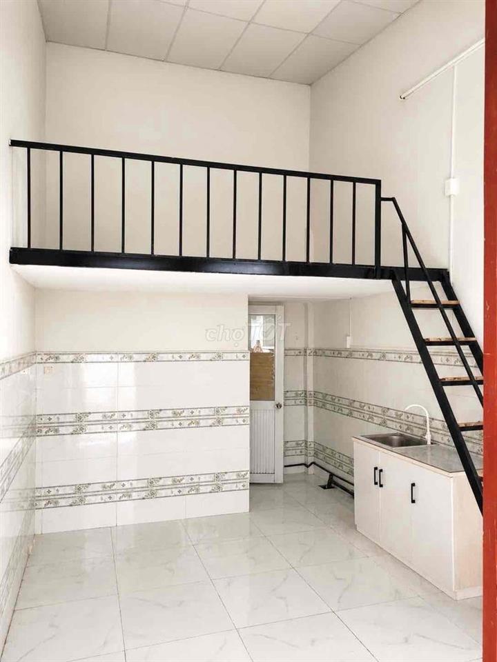 em cần bass lại phòng cuối tháng dọn vào ở ạ.