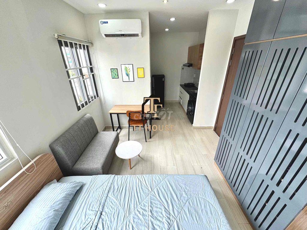 Cho thuê studio có cửa sổ trời full nội thất gần Phú Nhuận