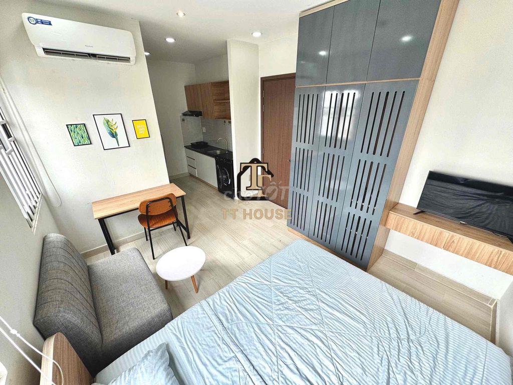 Cho thuê studio có cửa sổ trời full nội thất gần Phú Nhuận