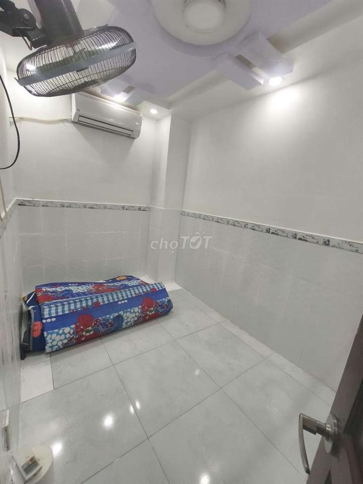 cho thuê nhà nguyên tầng trệt
