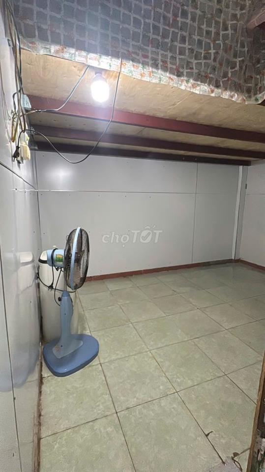 phòng Máy Lạnh  có gác Bình Thạnh giờ tự do