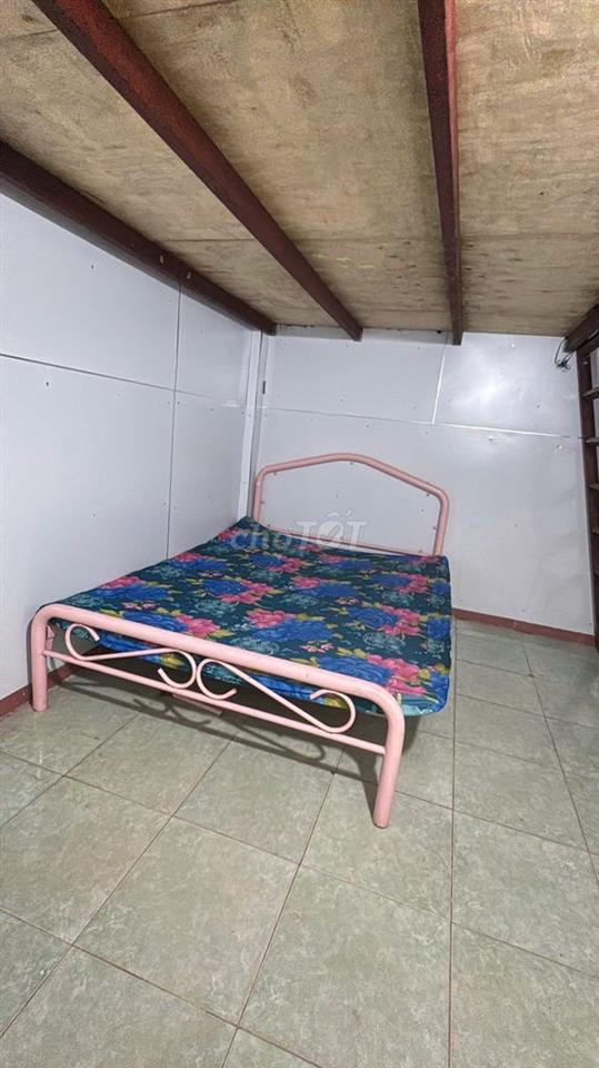 phòng Máy Lạnh  có gác Bình Thạnh giờ tự do