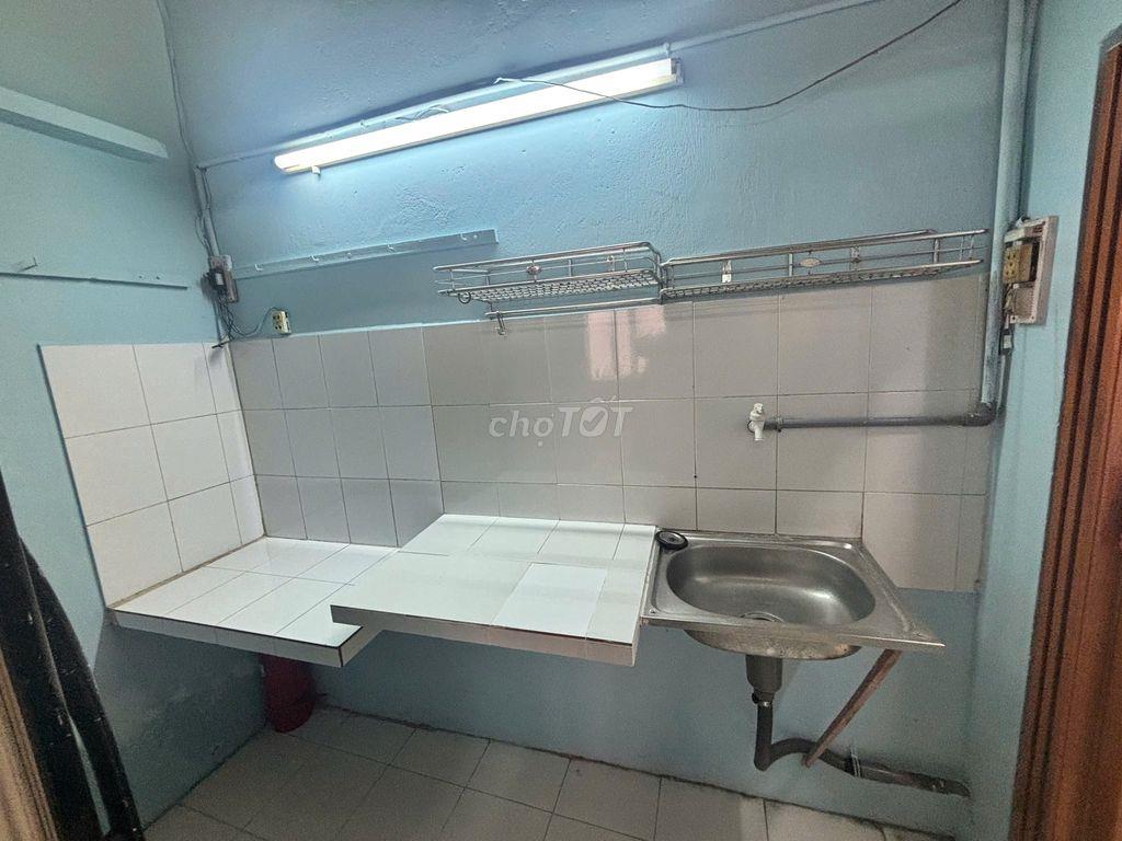 Phòng trọ sinh viên/nhân viên văn phòng Bình Thạnh, TPHCM