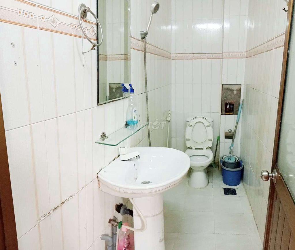 🌟 PASS PHÒNG RỘNG 30M² NGAY SÁT TRUNG TÂM, GIÁ 4TR7 🌟