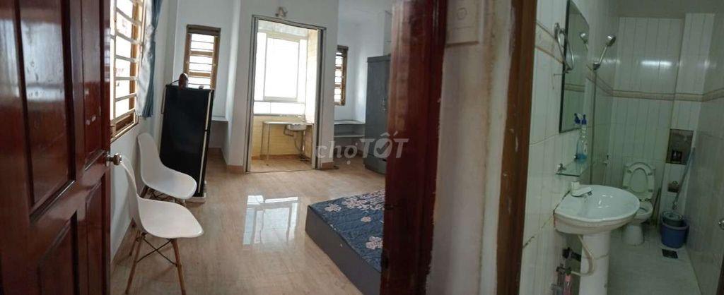 🌟 PASS PHÒNG RỘNG 30M² NGAY SÁT TRUNG TÂM, GIÁ 4TR7 🌟