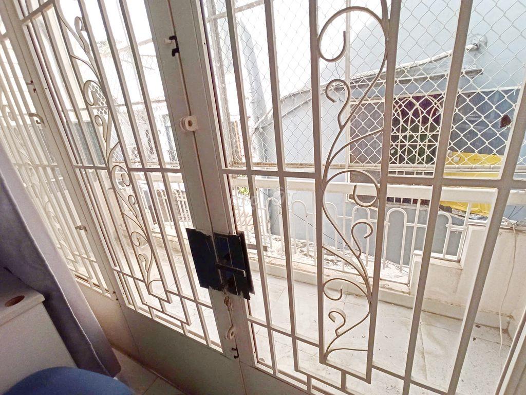 Cho thuê phòng trọ ở Bùi Đình Túy giá 3.2tr