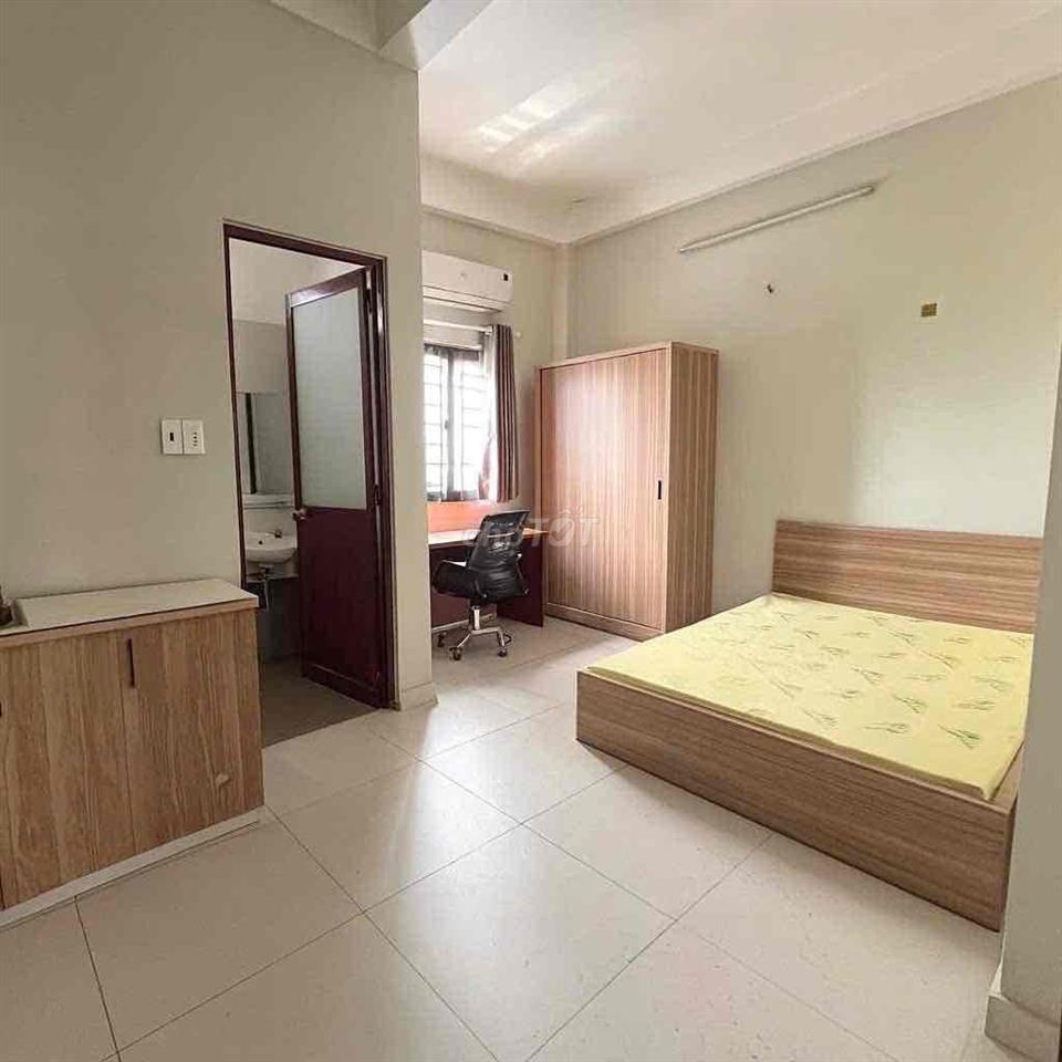 Cho thuê phòng full nt gần đh UTH, FTU