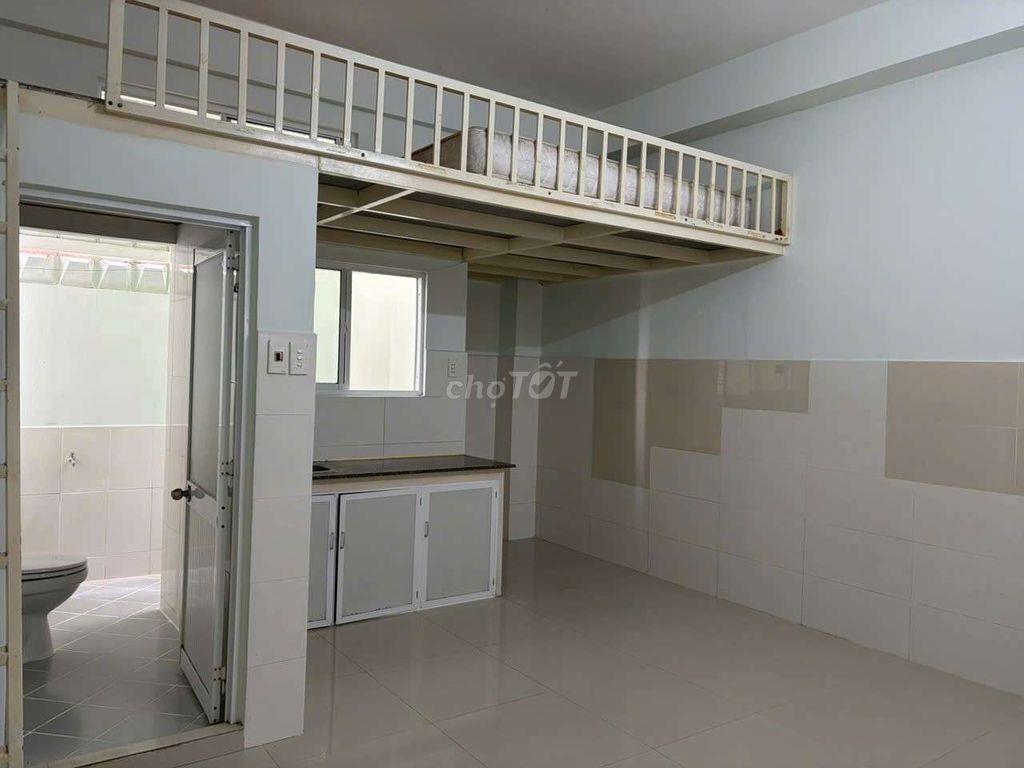 Phòng chọ cho thuê giá chỉ 4tr2 