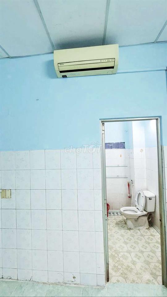 PHÒNG TRỌ BÌNH THẠNH, gần chợ Bà Chiểu, TOILET RIÊNG, LỐI ĐI RIÊNG