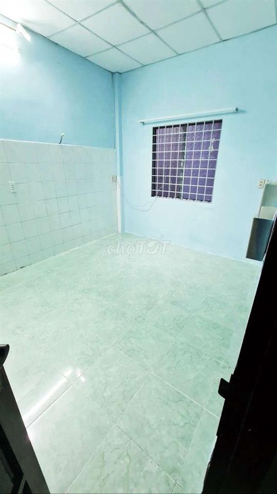 PHÒNG TRỌ BÌNH THẠNH, gần chợ Bà Chiểu, TOILET RIÊNG, LỐI ĐI RIÊNG