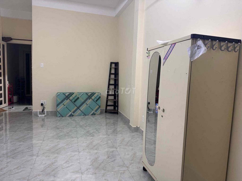 Ưu tiên Sinh Viên năm nhất, phòng trọ Nguyễn Gia Trí
