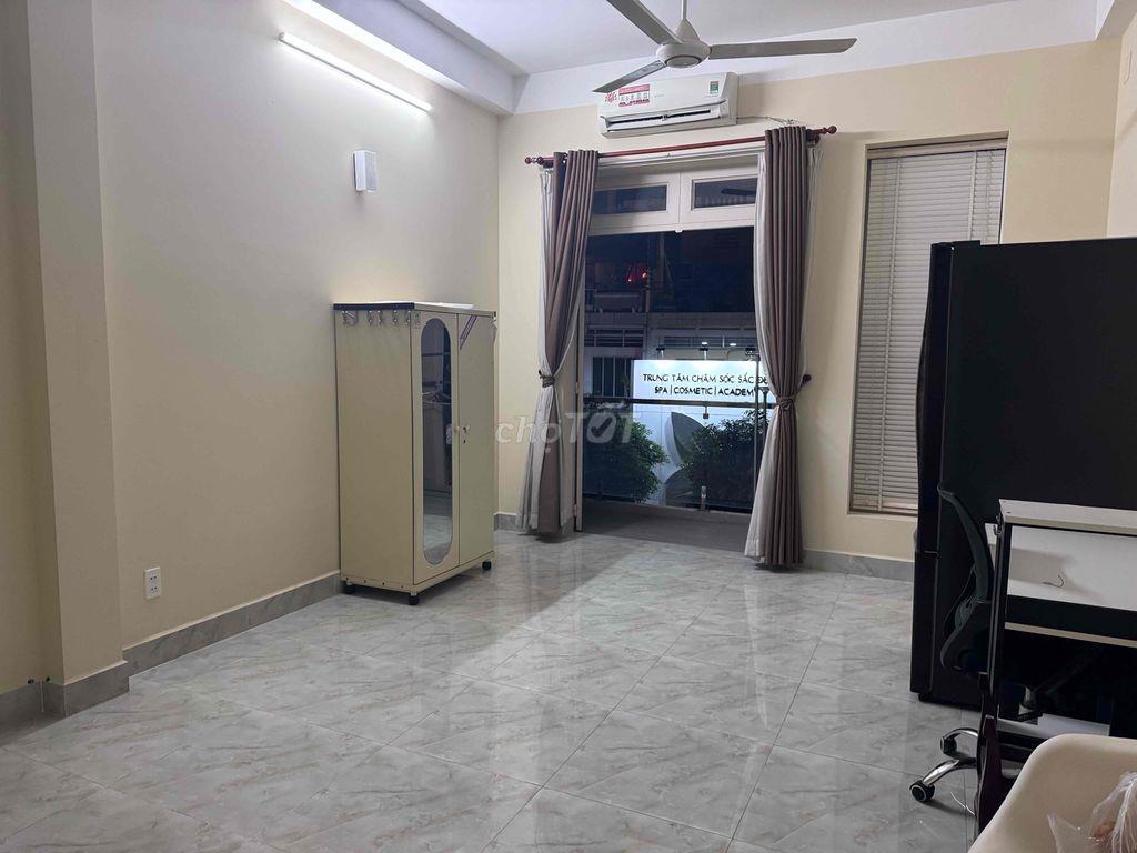 Ưu tiên Sinh Viên năm nhất, phòng trọ Nguyễn Gia Trí