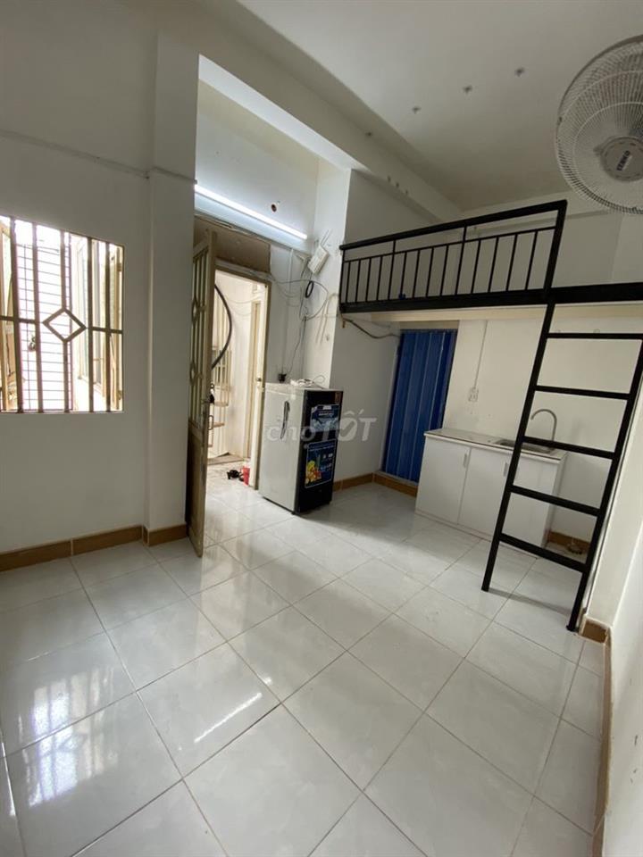 CHO THUÊ PHÒNG TRỌ CÓ GÁC LỬNG P.22, Q.BÌNH THẠNH- L,GẦN TT Q.1