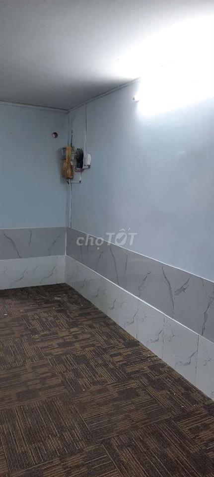 cho thuê nhà  nguyên căn 4 phòng ngũ, đường Lê văn duyệt P1 Q.BT