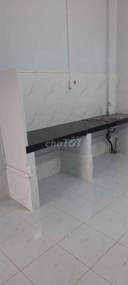 cho thuê nhà  nguyên căn 4 phòng ngũ, đường Lê văn duyệt P1 Q.BT