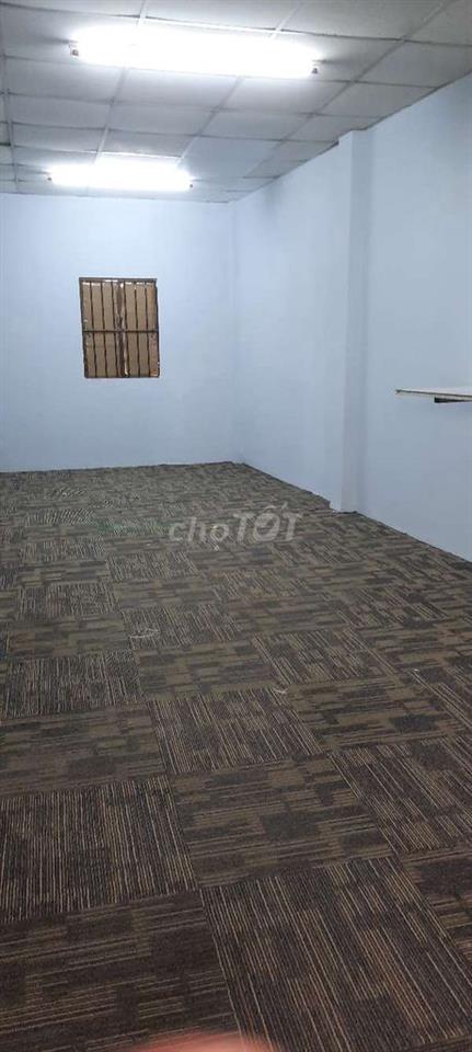 cho thuê nhà  nguyên căn 4 phòng ngũ, đường Lê văn duyệt P1 Q.BT