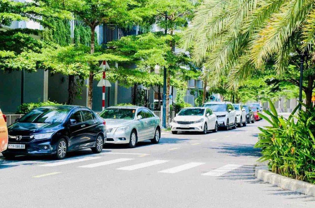 Đất mặt tiền Dt818 giáp Agora, Rivergateway, tt hành chính