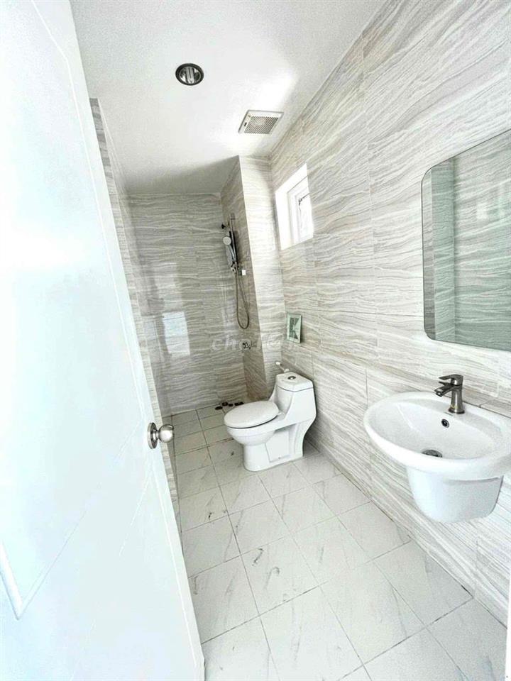 CHO THUÊ DUPLEX HỒ BƠI GIÁ CỰC HƠI -300m2 -3PN - Nhà mới - ở ngay