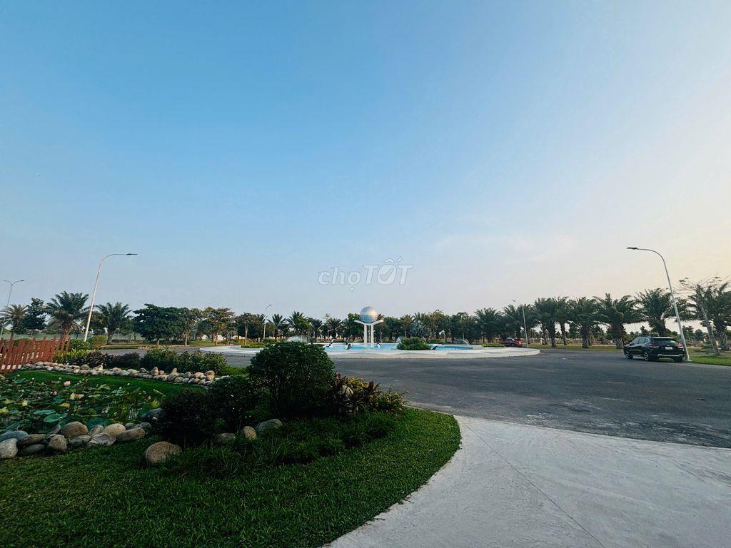 Mega City 2, giá 1,29 tỷ/100m2 cần bán. Giá tốt quá ạ