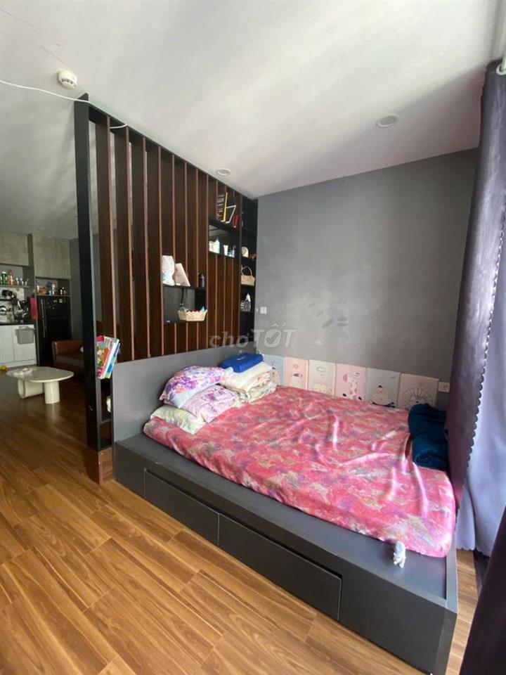 Căn hộ  Eastgate 44m2 đang có HĐ thuê, giá 1 tỷ 750 triệu
