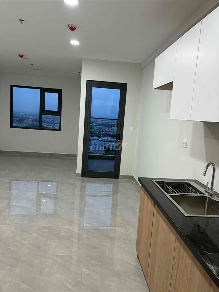 Legacy Central căn hộ 33m2 tầng 18 sổ sẵn giá 960 triệu cần bán gấp