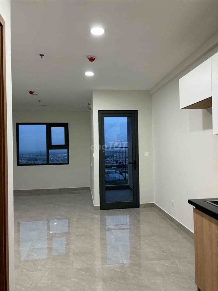 Legacy Central căn hộ 33m2 tầng 18 sổ sẵn giá 960 triệu cần bán gấp