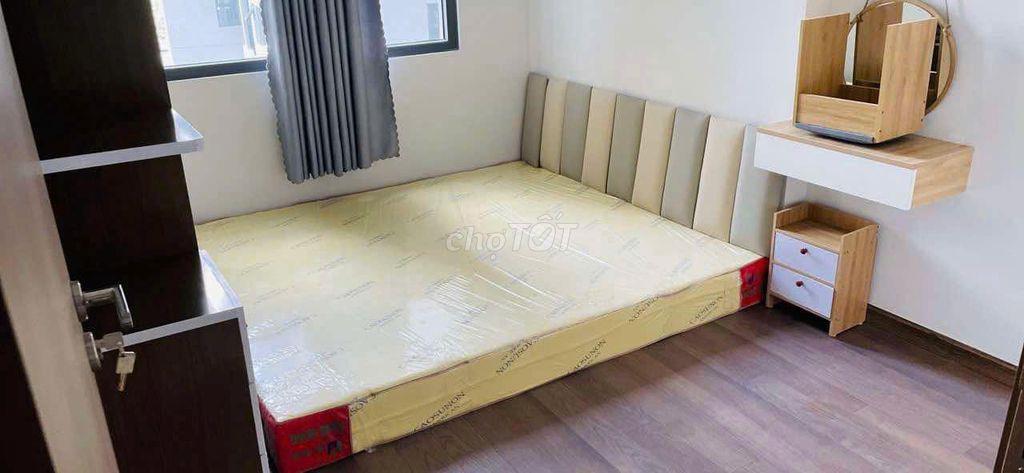 Căn hộ 56m2 tầng trung view hồ bơi dự án Eastgate cần bán