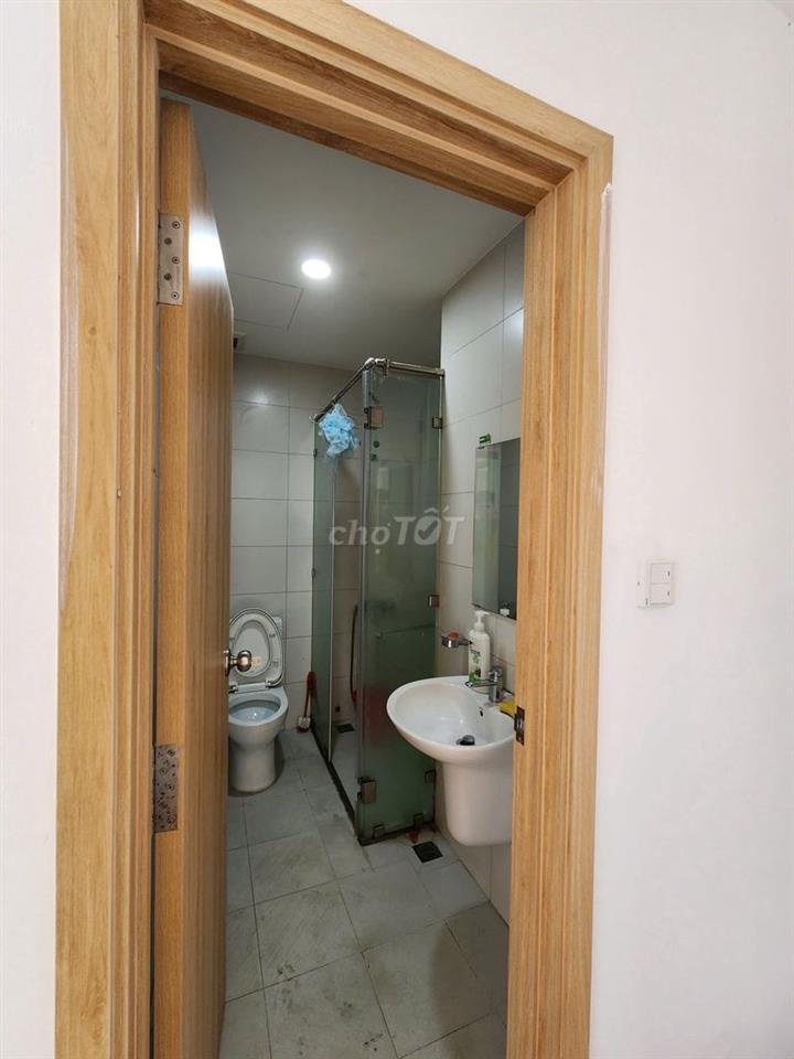 Bán căn hộ 2 PN Dt 62m2, đang có HĐ thuê 6,5 triệu/tháng