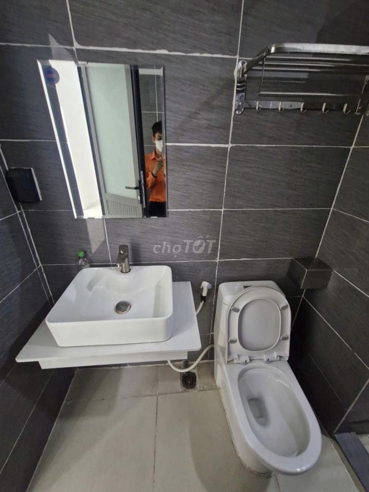 Bán shophouse cực đẹp tại Legacy Central với hơn 1800 căn hộ đã ở kín