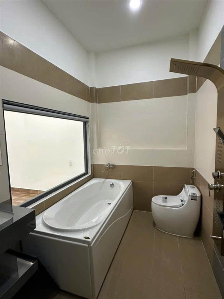 NHÀ 1TL2L SÂN Ô TÔ, 4PN, 4WC NỘI THẤT CAO CẤP SỔ RIÊNG, THỔ CƯ