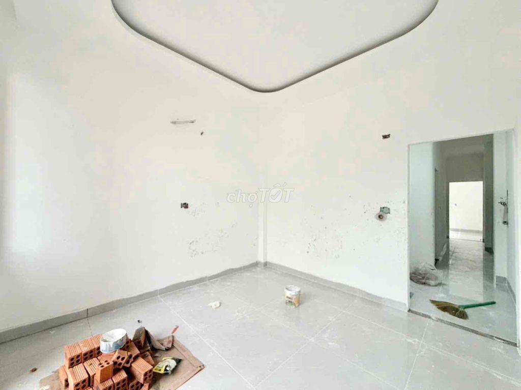 3 CĂN NHÀ PHỐ 1T1L 4PN SÂN Ô TÔ SỔ RIÊNG HOÀN CÔNG THỔ CƯ NT XỊN XÒ
