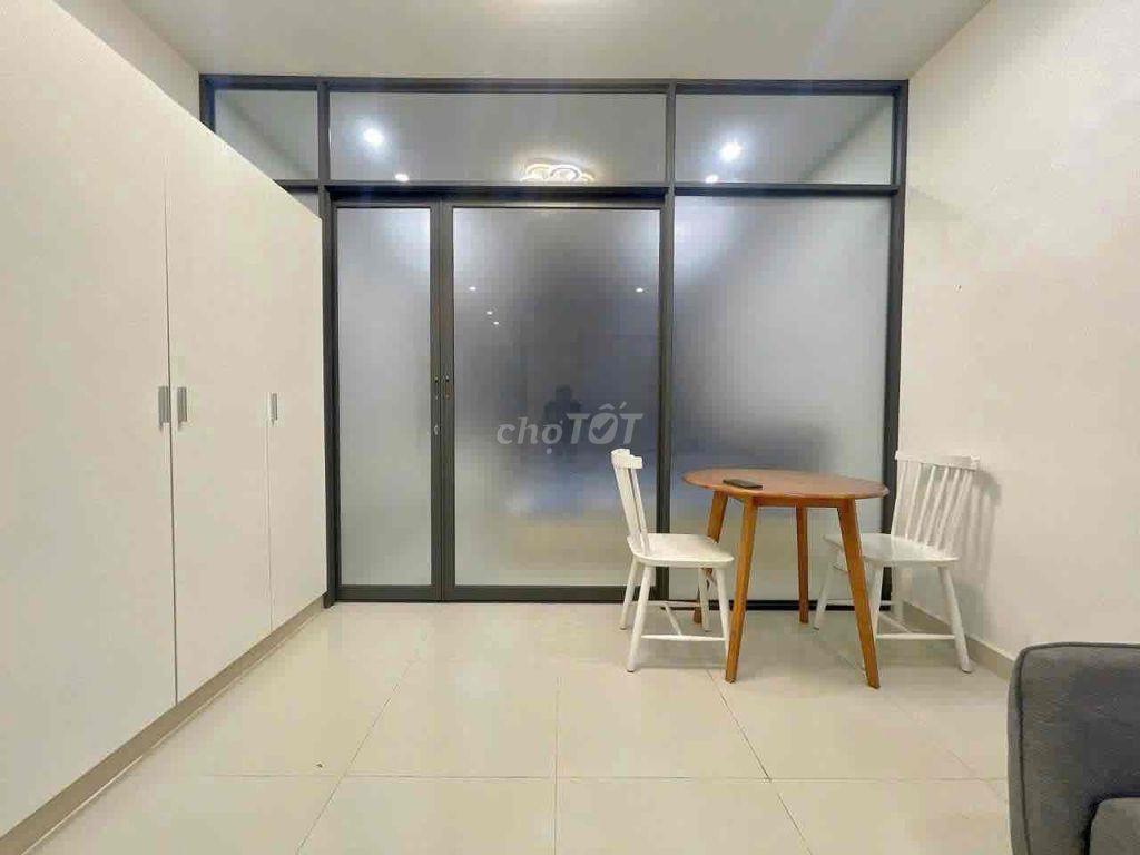 Rổ hàng Studio Topaz Twins đủ tầng , full nội thất, chỉ dọn đòi đến ở