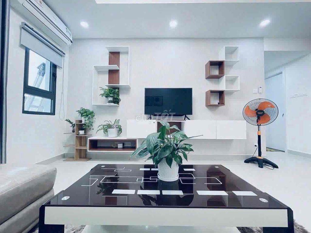 Căn hộ 2PN Full nội thất cao cấp, xịn xò, phù hợp ở gia đình