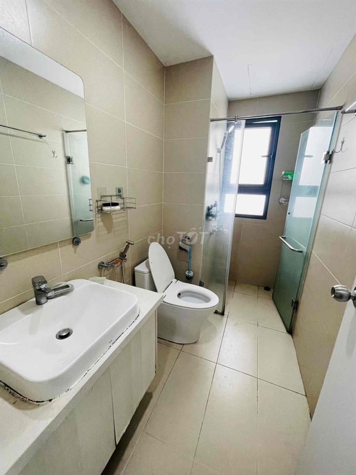 Căn góc Topaz Twins full nội thất, view hồ bơi, đầy đủ tiện nghi vào o