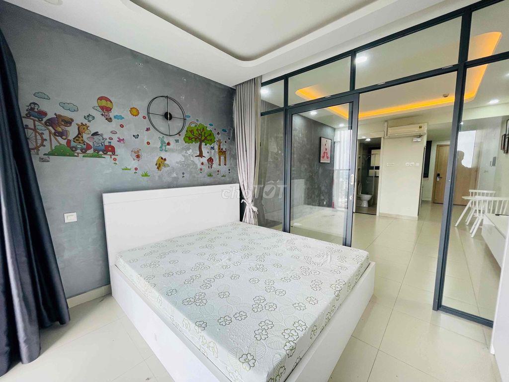 Căn hộ Studio full nội thất như hình, tầng cao thoáng mát, đủ tiện ich