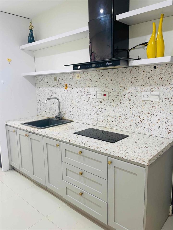 Căn hộ Studio full nội thất như hình, tầng cao thoáng mát, đủ tiện ich
