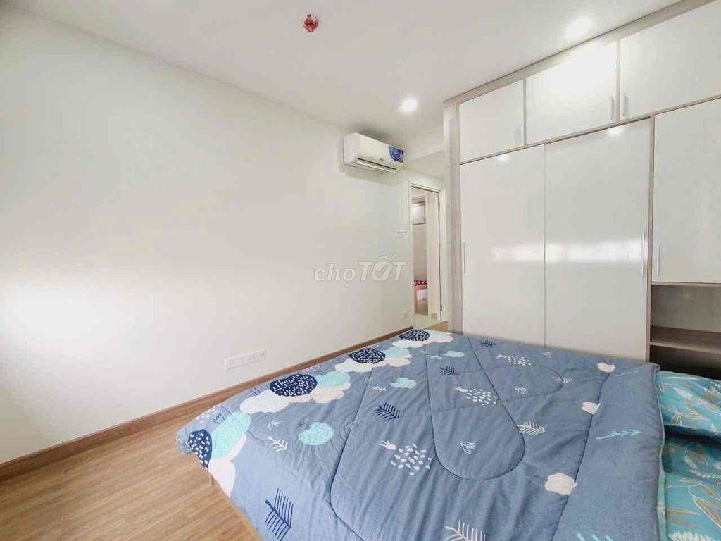 Căn góc Topaz Twins 2PN Full NT, view hồ bơi phù hợp ở hoặc cho thuê