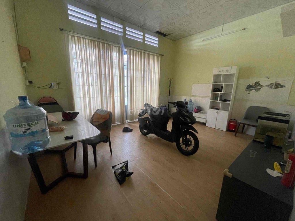 Nhà nguyên căn hẻm chợ 57 Thống Nhất phù hợp cho gia đình trẻ