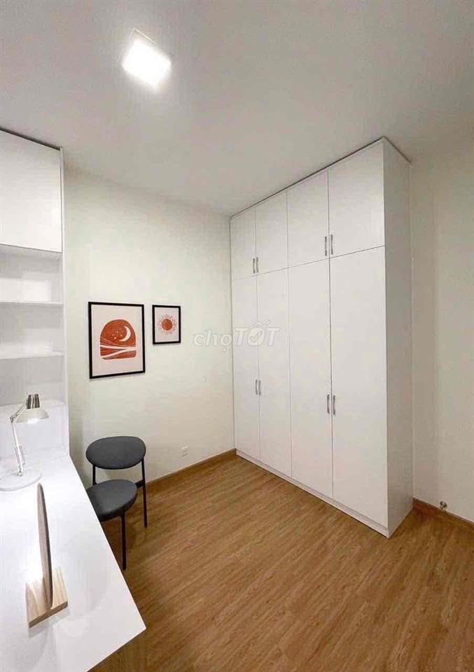 Còn 2 căn 1PN Topaz Twins đầy đủ nội thất, tầng cao, view hổ bơi đẹp