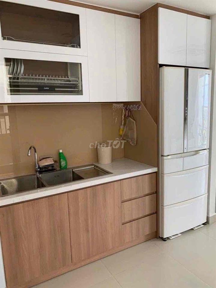 Căn góc 2PN rẻ hơn thị trường 150-200Tr đầy đủ nội thất, view hồ bơi