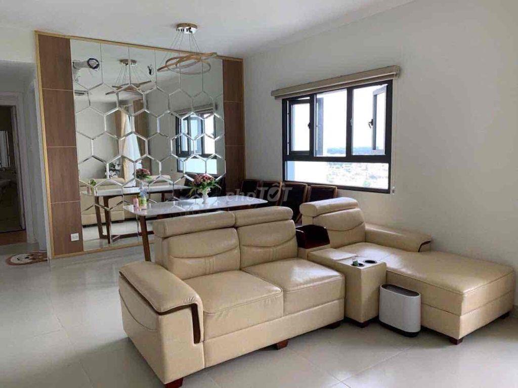 Căn góc 2PN rẻ hơn thị trường 150-200Tr đầy đủ nội thất, view hồ bơi