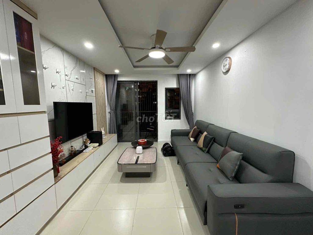 Căn hộ 2PN có ban công riêng biệt, full nội thất, rộng nhất Topaz Twin